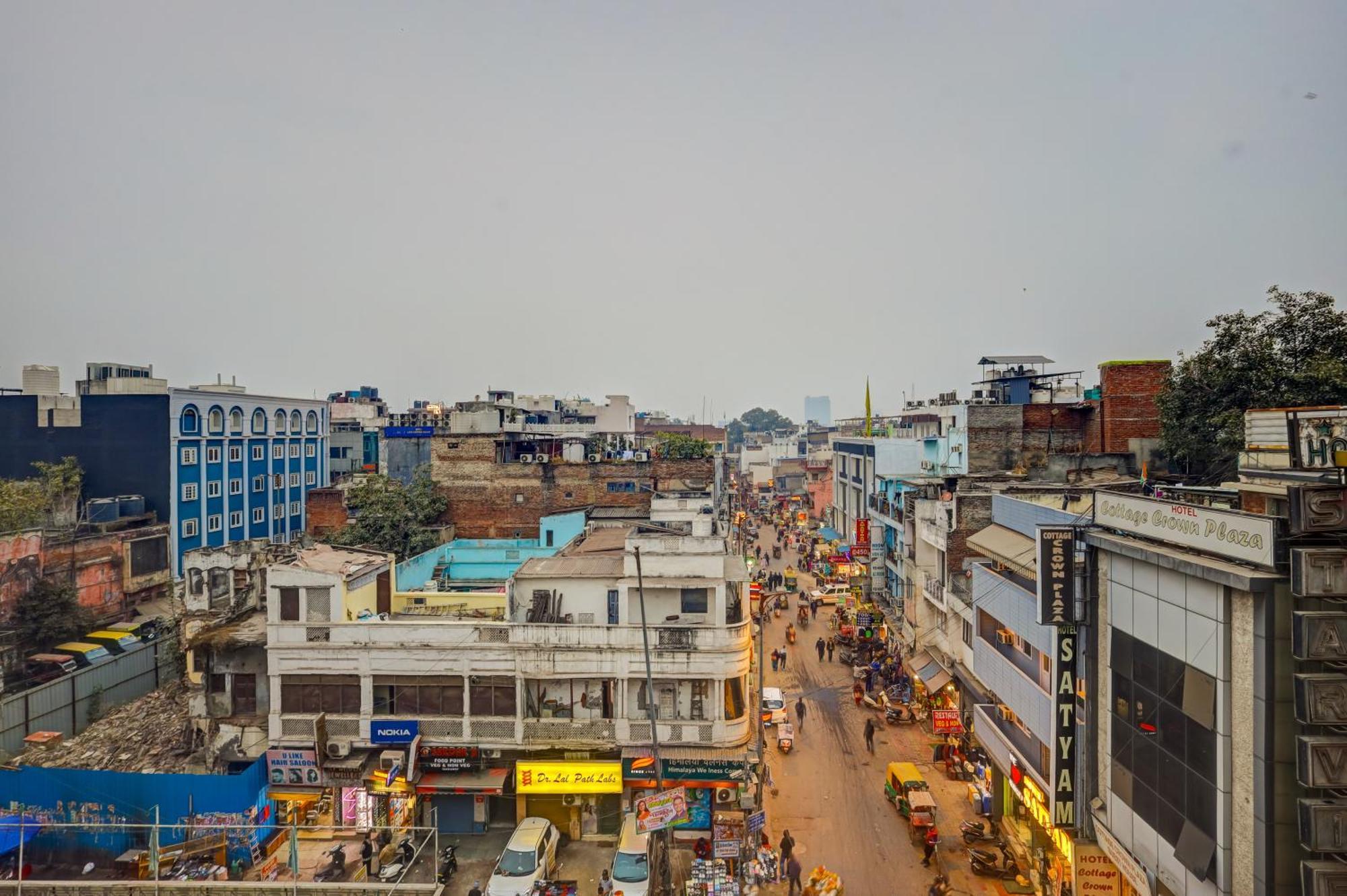 Hotel Metropolis Tourist At Near Ramakrishna Ashram Marg Metro Station New Delhi